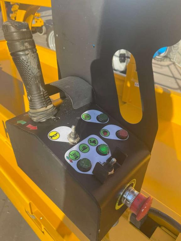 Haulotte COMPACT 8 - Nůžková plošina: obrázek 4 Haulotte COMPACT 8 - Nůžková plošina: obrázek 4