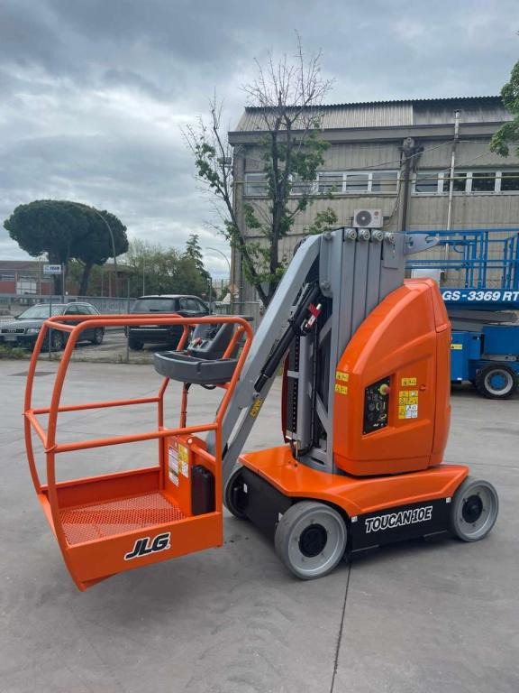 JLG TOUCAN 10E - Vertikální sloupový výtah: obrázek 4 JLG TOUCAN 10E - Vertikální sloupový výtah: obrázek 4