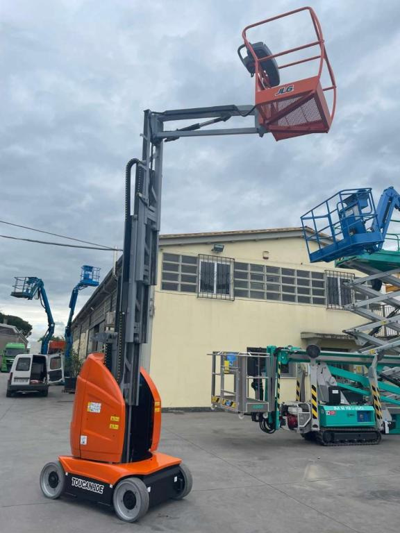JLG TOUCAN 10E - Vertikální sloupový výtah: obrázek 1 JLG TOUCAN 10E - Vertikální sloupový výtah: obrázek 1
