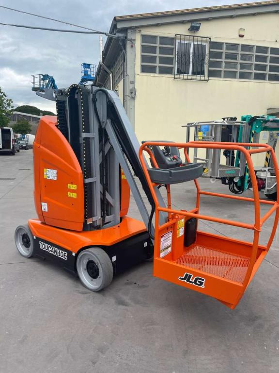 JLG TOUCAN 10E - Vertikální sloupový výtah: obrázek 3 JLG TOUCAN 10E - Vertikální sloupový výtah: obrázek 3