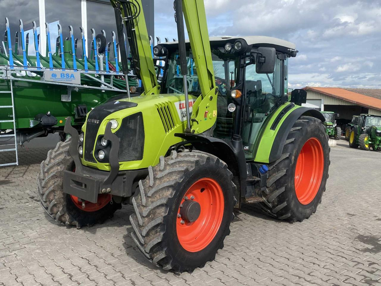 CLAAS Arion 420 - Traktor: obrázek 3 CLAAS Arion 420 - Traktor: obrázek 3