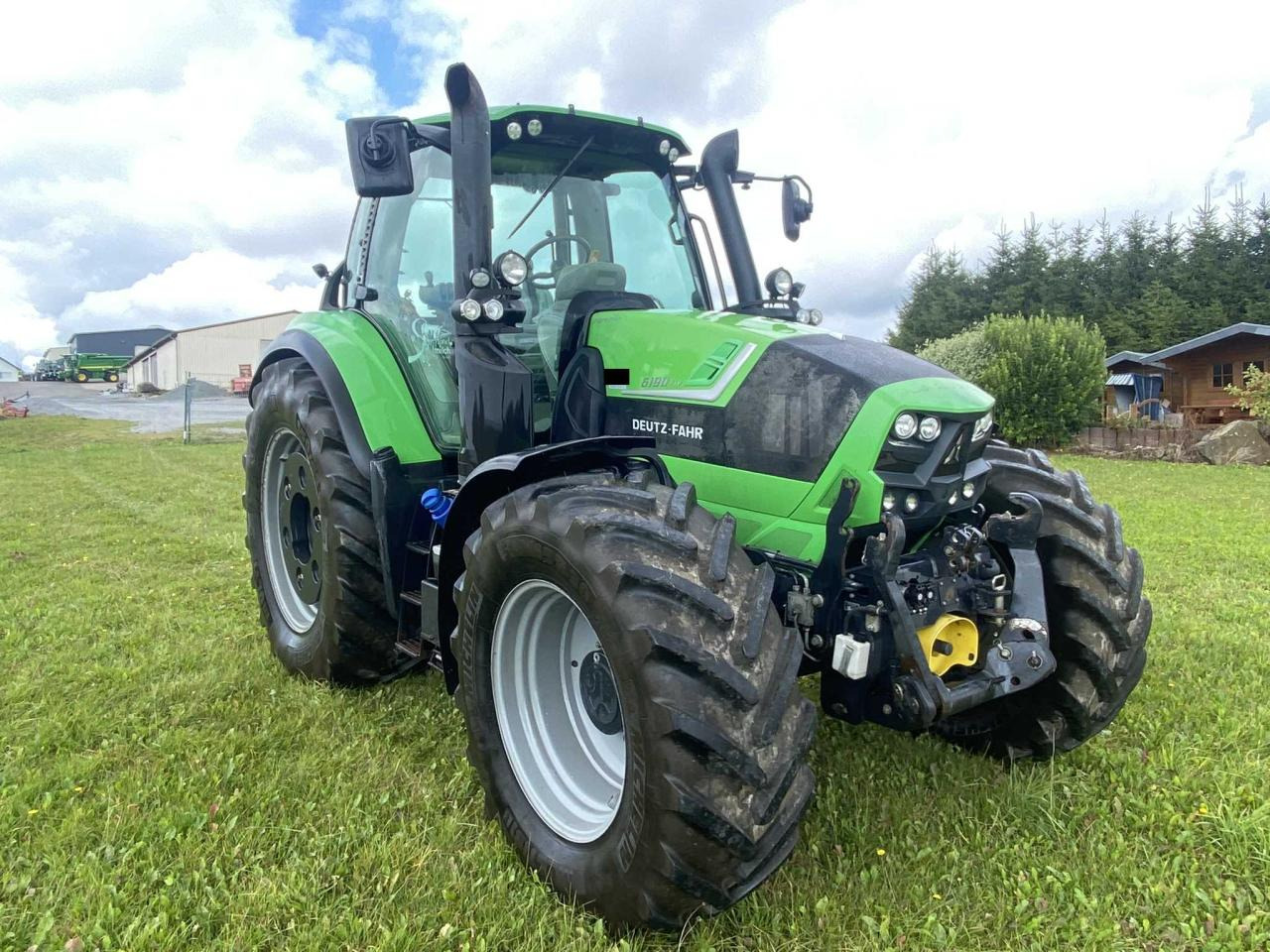 Deutz-Fahr 6190 Agrotron TTV - Traktor: obrázek 4 Deutz-Fahr 6190 Agrotron TTV - Traktor: obrázek 4