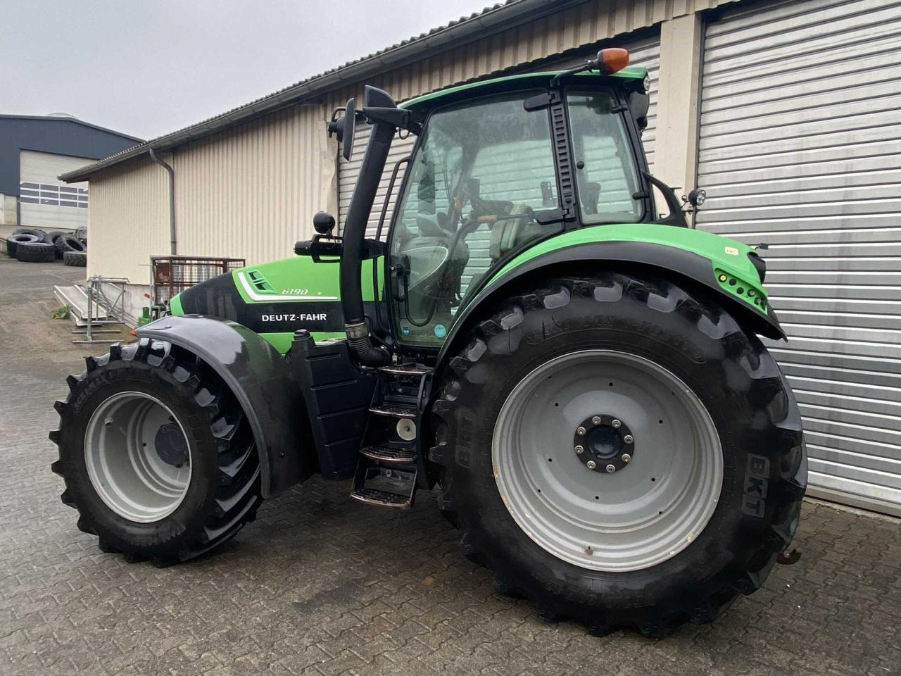 Deutz-Fahr 6190 Agrotron TTV - Traktor: obrázek 3 Deutz-Fahr 6190 Agrotron TTV - Traktor: obrázek 3