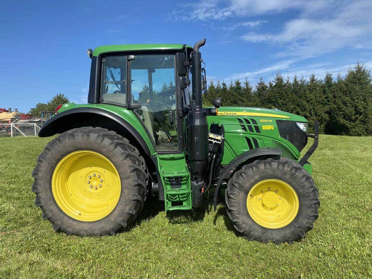 John Deere 6120M - Traktor: obrázek 5 John Deere 6120M - Traktor: obrázek 5
