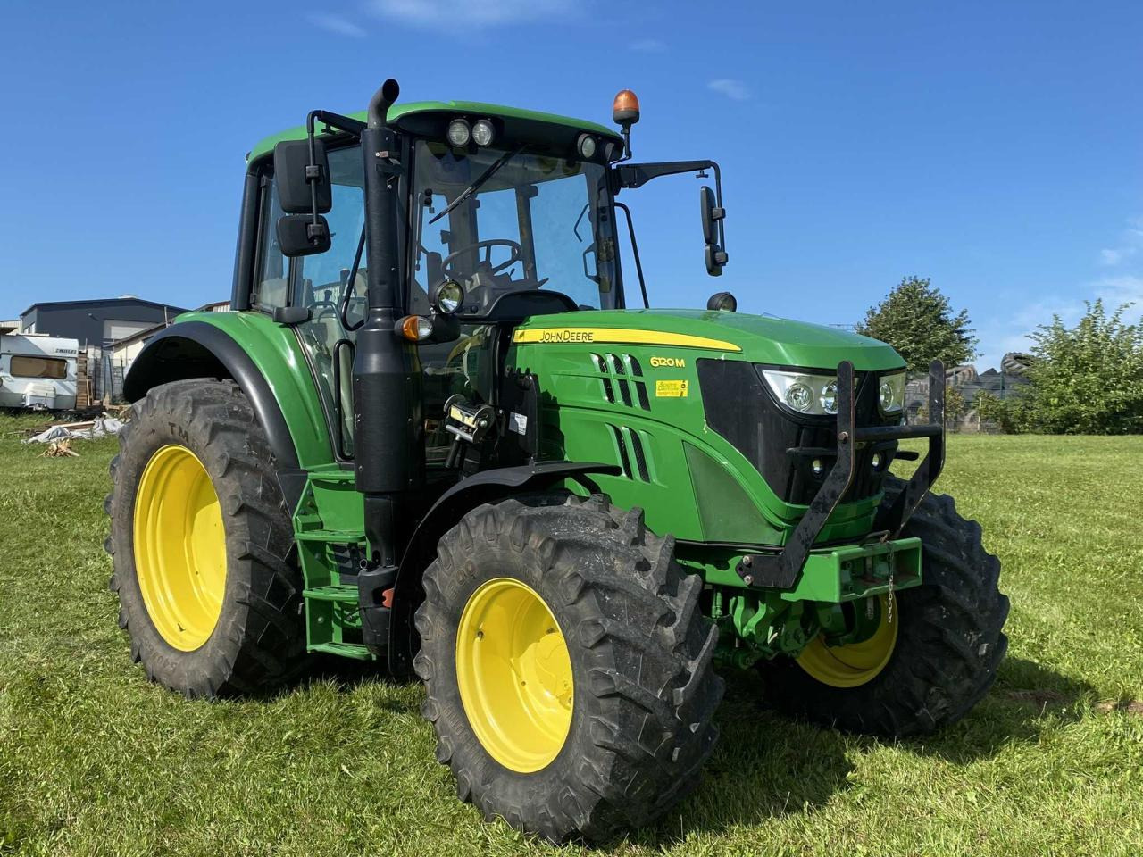 John Deere 6120M - Traktor: obrázek 1 John Deere 6120M - Traktor: obrázek 1