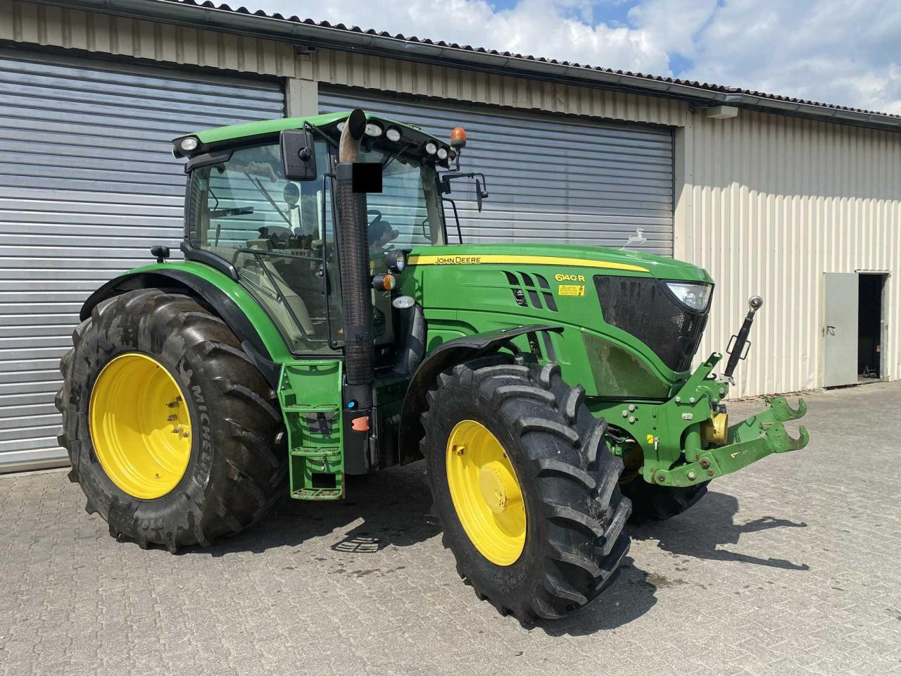 John Deere 6140R - Traktor: obrázek 1 John Deere 6140R - Traktor: obrázek 1