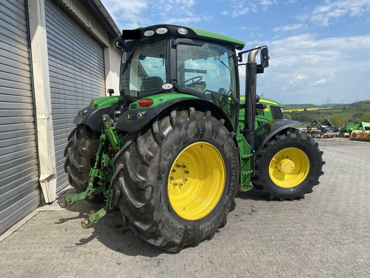 John Deere 6140R - Traktor: obrázek 4 John Deere 6140R - Traktor: obrázek 4