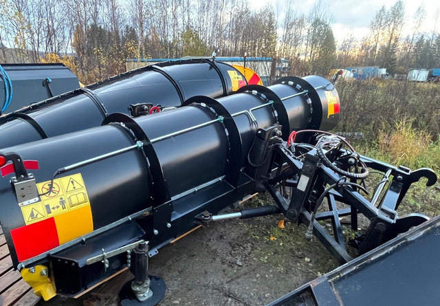 Arctic MachineAM4000HPD - Sněžný pluh: obrázek 1 Arctic MachineAM4000HPD - Sněžný pluh: obrázek 1