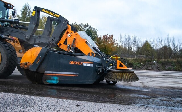 KVexRQ 280 - Zametač pro Komunální/ Speciální technika: obrázek 4 KVexRQ 280 - Zametač pro Komunální/ Speciální technika: obrázek 4