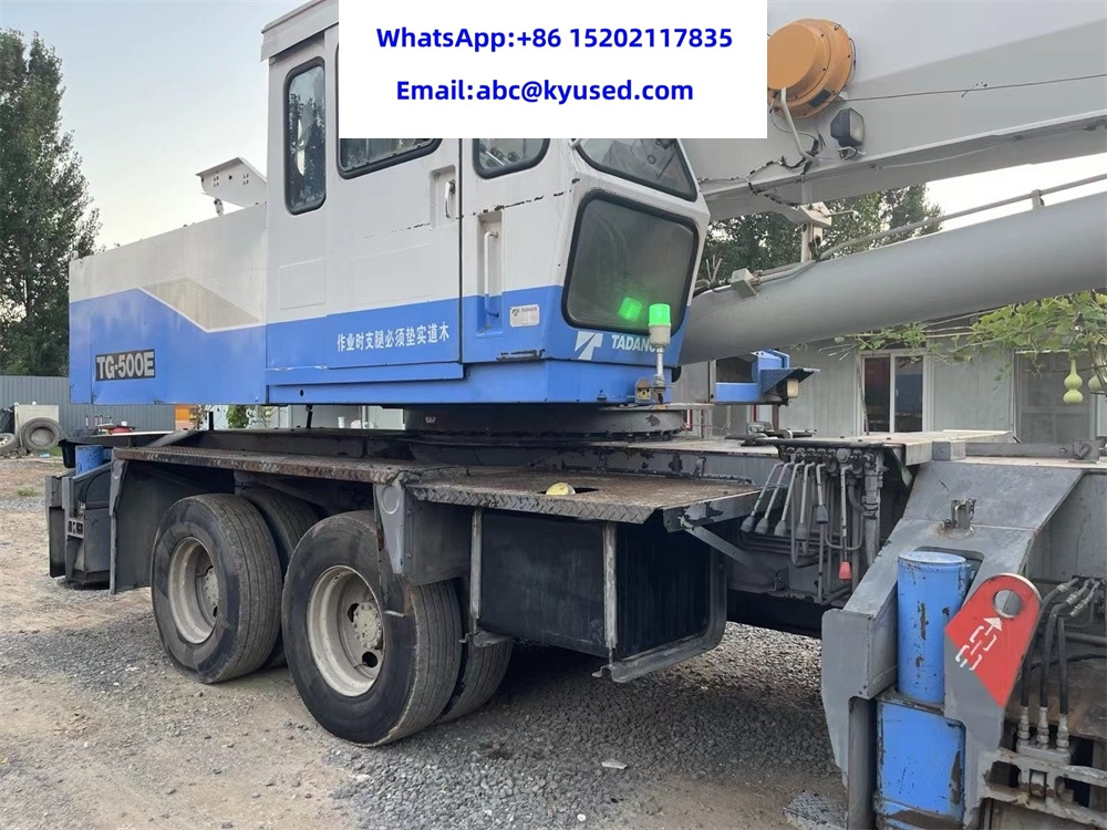 TADANO TG500E TG700E TG1000 TG250E TL250E TL300E 25TON 35TON 50TON 70TON 100TON - Autojeřáb: obrázek 4 TADANO TG500E TG700E TG1000 TG250E TL250E TL300E 25TON 35TON 50TON 70TON 100TON - Autojeřáb: obrázek 4