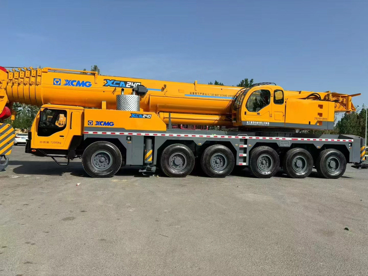 XCMG QAY300 QAY260 QAY240 XCT240 XCA240 240ton 250ton 260ton 200ton 220ton crane - Autojeřáb: obrázek 2 XCMG QAY300 QAY260 QAY240 XCT240 XCA240 240ton 250ton 260ton 200ton 220ton crane - Autojeřáb: obrázek 2