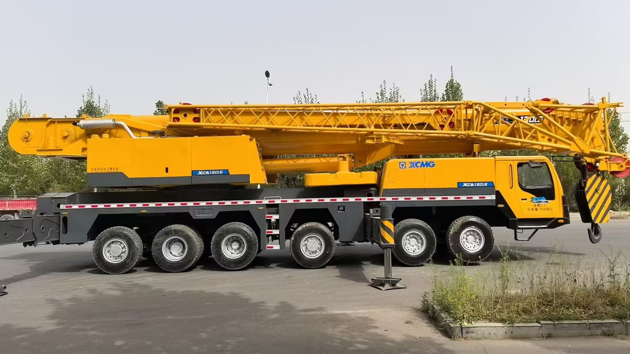 XCMG QY130K 130 ton 120 ton 140ton 150ton 160ton 200t truck crane - Autojeřáb: obrázek 5 XCMG QY130K 130 ton 120 ton 140ton 150ton 160ton 200t truck crane - Autojeřáb: obrázek 5