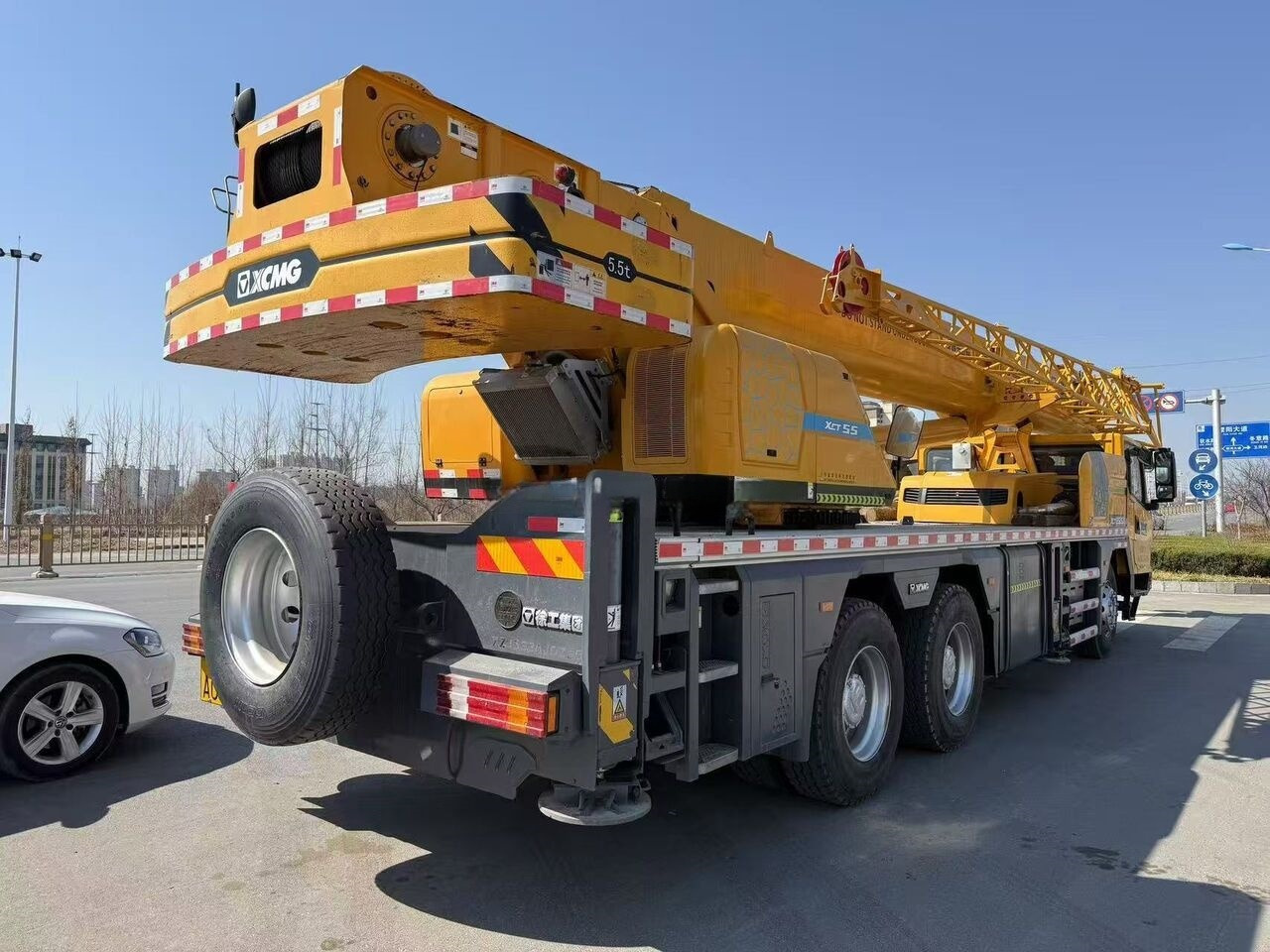 XCMG XCT25L5 QY25K5C QY25K5D 25ton 30ton 35ton used mobile crane - Autojeřáb: obrázek 4 XCMG XCT25L5 QY25K5C QY25K5D 25ton 30ton 35ton used mobile crane - Autojeřáb: obrázek 4