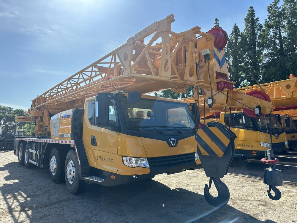 XCMG XCT55 XCT50 QY50KC QY50KA 55 ton 50 ton truck crane - Autojeřáb: obrázek 2 XCMG XCT55 XCT50 QY50KC QY50KA 55 ton 50 ton truck crane - Autojeřáb: obrázek 2