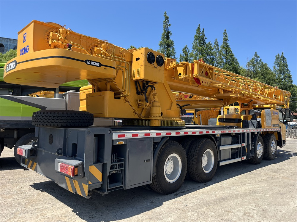 XCMG XCT55 XCT50 QY50KC QY50KA QY50K-II 25 ton 35 ton 40 ton 55 ton 50 ton 60 ton xcmg truck crane - Autojeřáb: obrázek 3 XCMG XCT55 XCT50 QY50KC QY50KA QY50K-II 25 ton 35 ton 40 ton 55 ton 50 ton 60 ton xcmg truck crane - Autojeřáb: obrázek 3