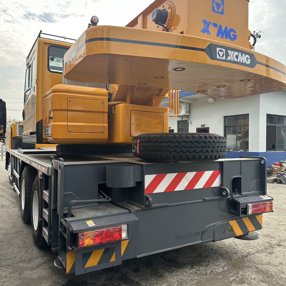 XCMG qy50ka qy50kc qy50k xct50 xct55 50 ton 55t truck crane - Autojeřáb: obrázek 4 XCMG qy50ka qy50kc qy50k xct50 xct55 50 ton 55t truck crane - Autojeřáb: obrázek 4