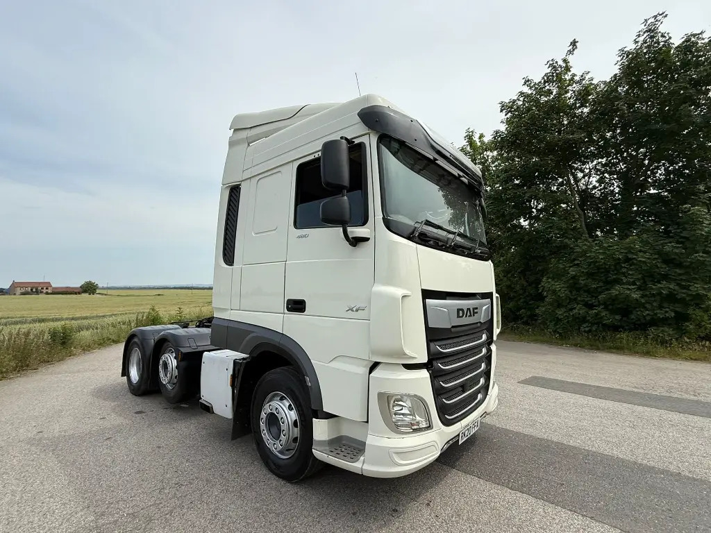 DAF XF 105 (FFA) - Tahač: obrázek 3 DAF XF 105 (FFA) - Tahač: obrázek 3
