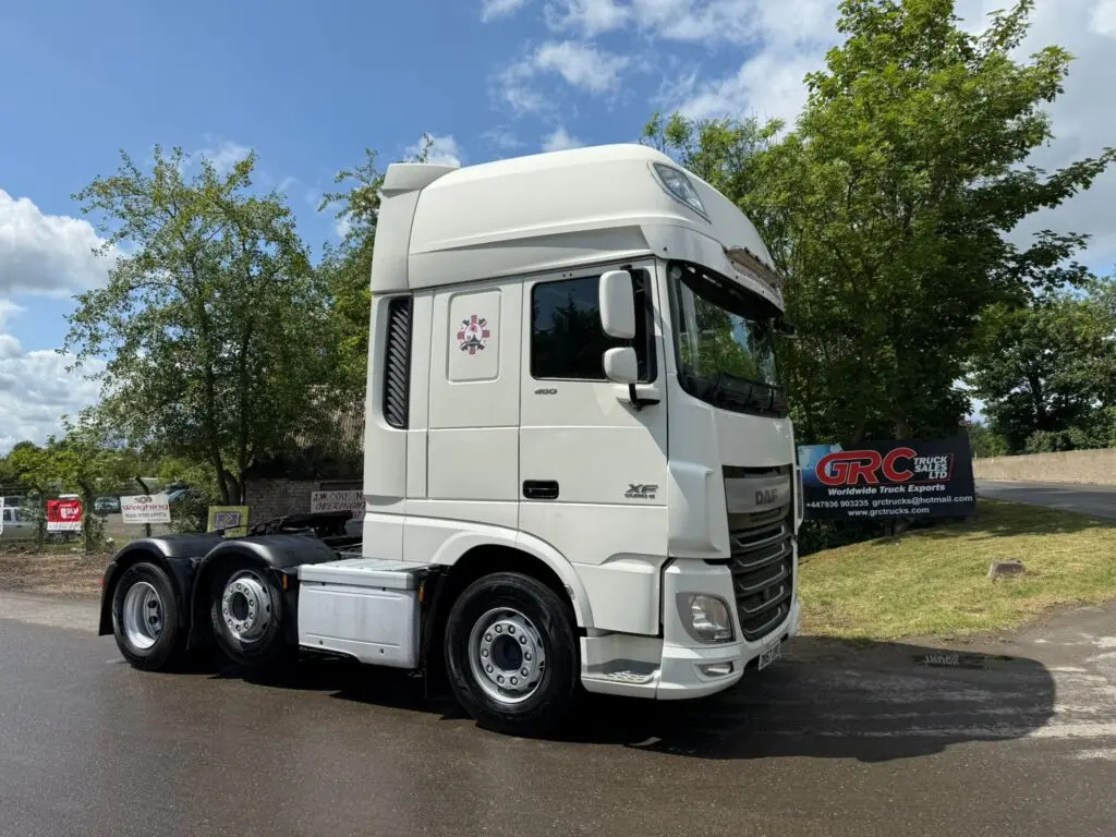DAF XF 105 (UVO) - Tahač: obrázek 3 DAF XF 105 (UVO) - Tahač: obrázek 3