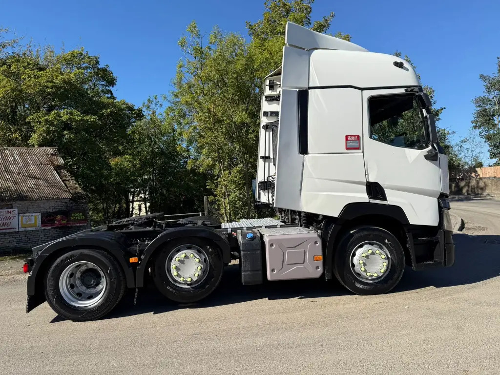 Renault T 480 (UBC) - Tahač: obrázek 4 Renault T 480 (UBC) - Tahač: obrázek 4