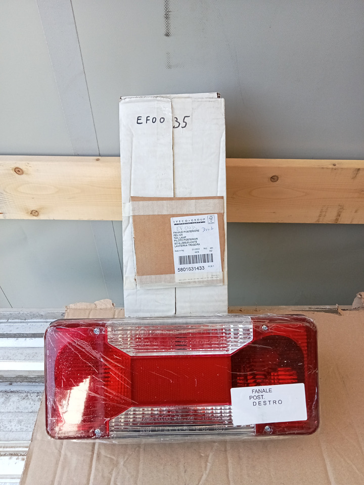 DAILY ANCIEN MODELE - Světlo/ Osvětlení pro Přívěs: obrázek 2 DAILY ANCIEN MODELE - Světlo/ Osvětlení pro Přívěs: obrázek 2