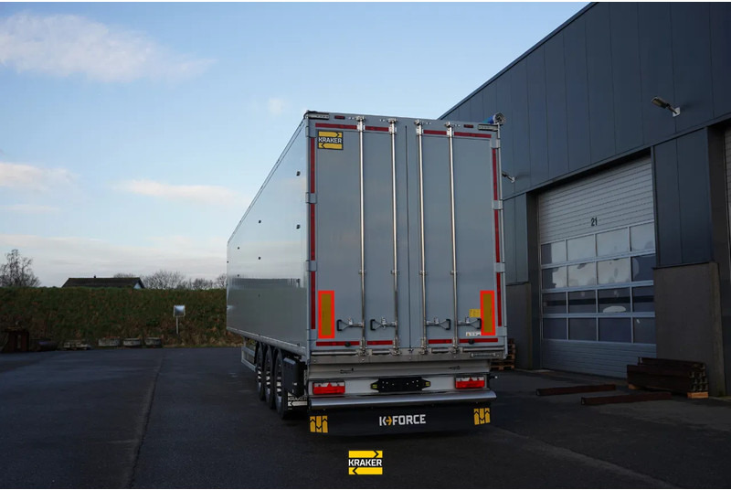 Kraker K-Force Fifth wheel 1250mm 90cbm 4 in stock - S posuvnou podlahou návěs: obrázek 3 Kraker K-Force Fifth wheel 1250mm 90cbm 4 in stock - S posuvnou podlahou návěs: obrázek 3