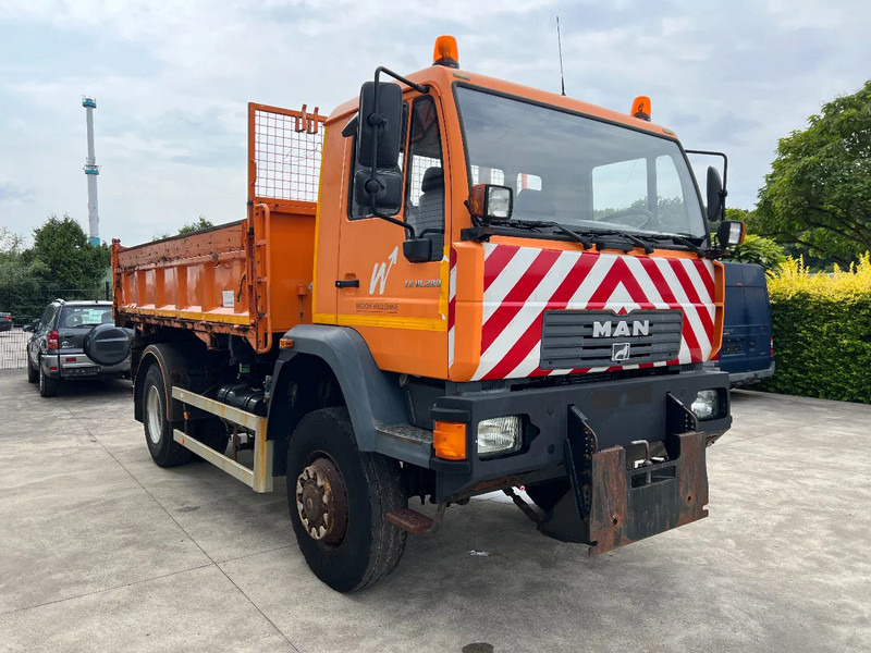 MAN LE 18.280 4x4 - Sklápěč: obrázek 3 MAN LE 18.280 4x4 - Sklápěč: obrázek 3