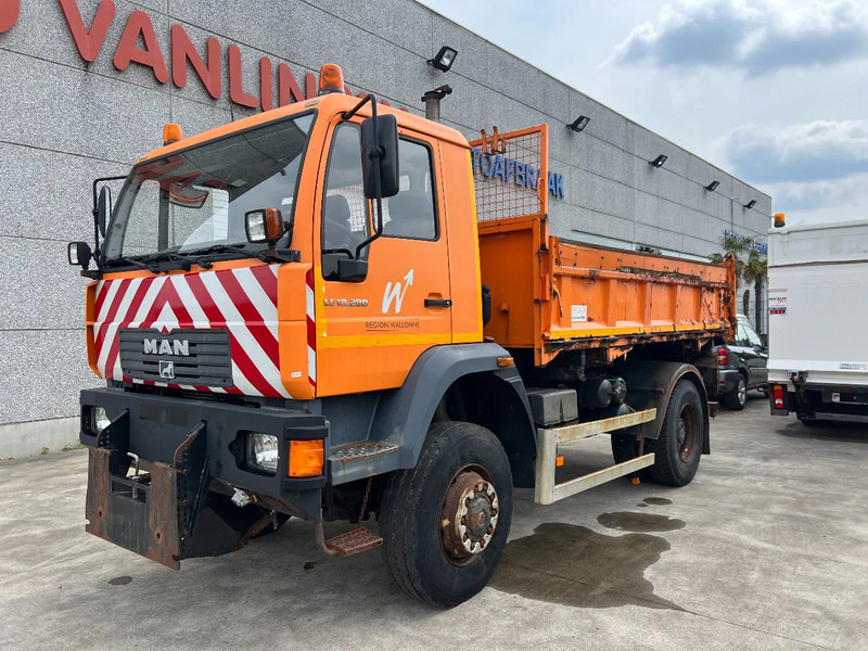 MAN LE 18.280 4x4 - Sklápěč: obrázek 1 MAN LE 18.280 4x4 - Sklápěč: obrázek 1
