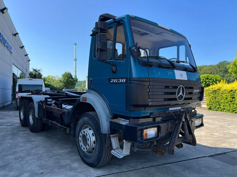 Mercedes-Benz SK 2638 V8 Ex-politie voertuig - Hákový nosič kontejnerů: obrázek 3 Mercedes-Benz SK 2638 V8 Ex-politie voertuig - Hákový nosič kontejnerů: obrázek 3