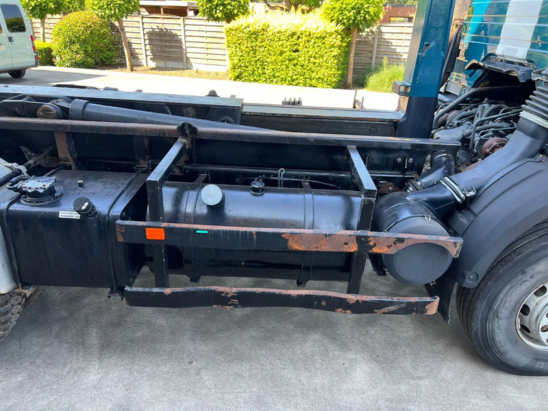 Mercedes-Benz SK 2638 V8 Ex-politie voertuig - Hákový nosič kontejnerů: obrázek 4 Mercedes-Benz SK 2638 V8 Ex-politie voertuig - Hákový nosič kontejnerů: obrázek 4