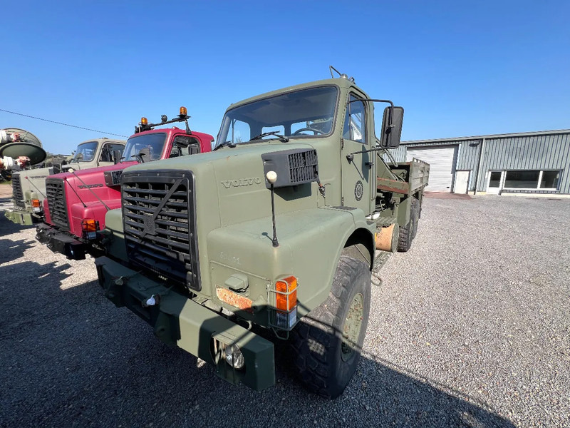 Volvo N 10 6X6 - FASSI 8TM CRANE (4x in stock) - Nákladní auto, Auto s hydraulickou rukou: obrázek 2 Volvo N 10 6X6 - FASSI 8TM CRANE (4x in stock) - Nákladní auto, Auto s hydraulickou rukou: obrázek 2