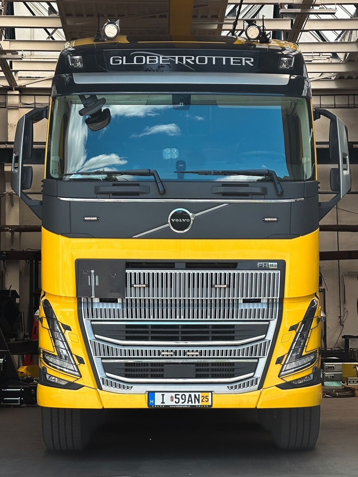 Volvo FH 16 NEW T-REX on Volvo FH16 84R 700HP E6E - Odtahovka: obrázek 4 Volvo FH 16 NEW T-REX on Volvo FH16 84R 700HP E6E - Odtahovka: obrázek 4