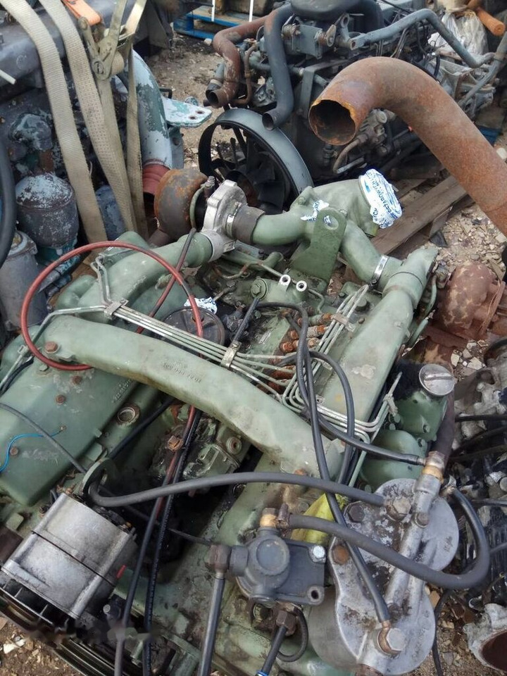OM 422 V8 BiTurbo Mercedes-Benz - Motor pro Nákladní auto: obrázek 3 OM 422 V8 BiTurbo Mercedes-Benz - Motor pro Nákladní auto: obrázek 3