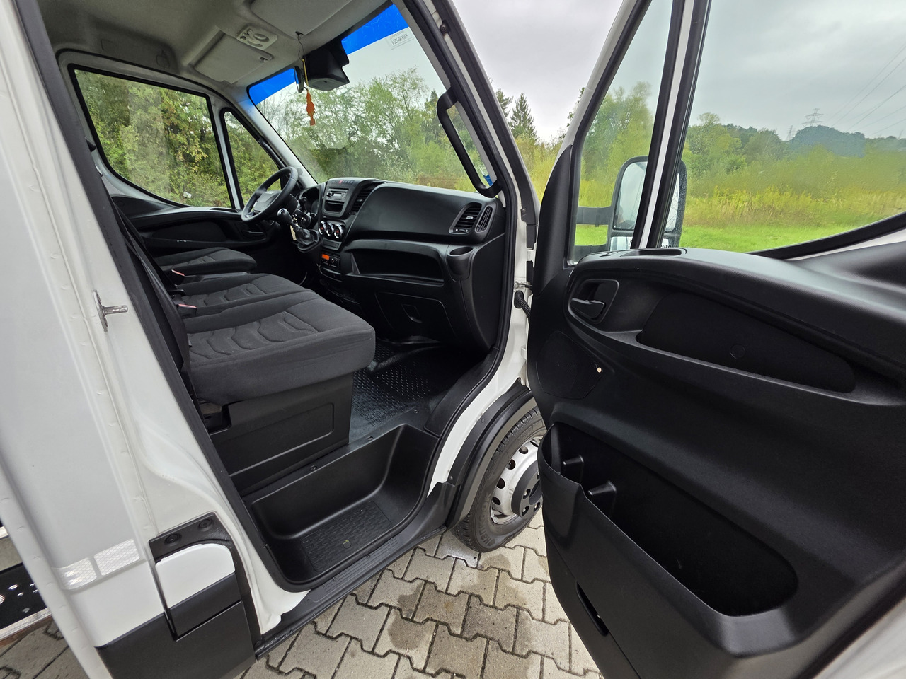 IVECO Daily 70c-17 Wywrotka 3.80 M ! Kiper 3-Stronny ! Klima ! 3.0 HPI * 170 Hp ! Super Stan ! Z Włoch ! leasing IVECO Daily 70c-17 Wywrotka 3.80 M ! Kiper 3-Stronny ! Klima ! 3.0 HPI * 170 Hp ! Super Stan ! Z Włoch !: obrázek 26 IVECO Daily 70c-17 Wywrotka 3.80 M ! Kiper 3-Stronny ! Klima ! 3.0 HPI * 170 Hp ! Super Stan ! Z Włoch ! leasing IVECO Daily 70c-17 Wywrotka 3.80 M ! Kiper 3-Stronny ! Klima ! 3.0 HPI * 170 Hp ! Super Stan ! Z Włoch !: obrázek 26