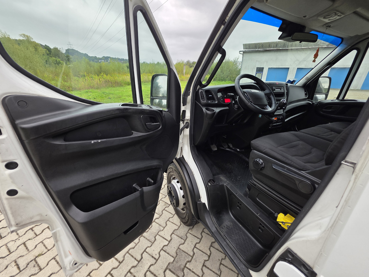 IVECO Daily 70c-17 Wywrotka 3.80 M ! Kiper 3-Stronny ! Klima ! 3.0 HPI * 170 Hp ! Super Stan ! Z Włoch ! leasing IVECO Daily 70c-17 Wywrotka 3.80 M ! Kiper 3-Stronny ! Klima ! 3.0 HPI * 170 Hp ! Super Stan ! Z Włoch !: obrázek 22 IVECO Daily 70c-17 Wywrotka 3.80 M ! Kiper 3-Stronny ! Klima ! 3.0 HPI * 170 Hp ! Super Stan ! Z Włoch ! leasing IVECO Daily 70c-17 Wywrotka 3.80 M ! Kiper 3-Stronny ! Klima ! 3.0 HPI * 170 Hp ! Super Stan ! Z Włoch !: obrázek 22