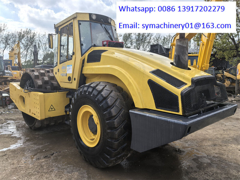 Bomag BW226DH-4 - Kompaktor: obrázek 3 Bomag BW226DH-4 - Kompaktor: obrázek 3