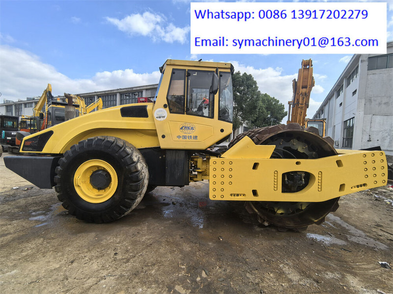 Bomag BW226DH-4 - Kompaktor: obrázek 5 Bomag BW226DH-4 - Kompaktor: obrázek 5