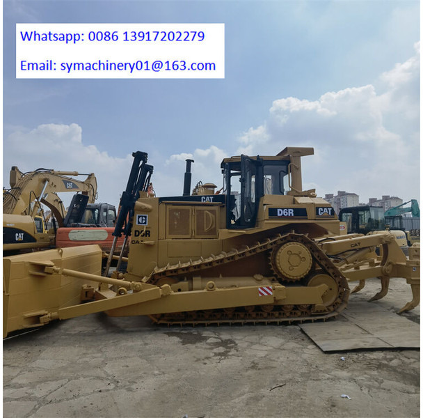Caterpillar D6R - Buldozer: obrázek 3 Caterpillar D6R - Buldozer: obrázek 3