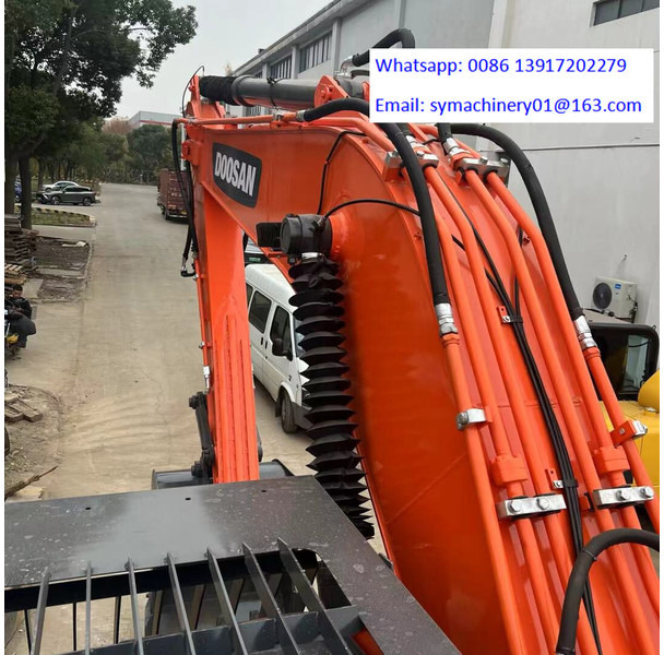 Pásové rýpadlo Doosan DX225LC: obrázek 19