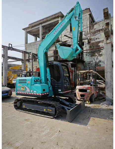 Kobelco SK75 - Mini rýpadlo: obrázek 1 Kobelco SK75 - Mini rýpadlo: obrázek 1