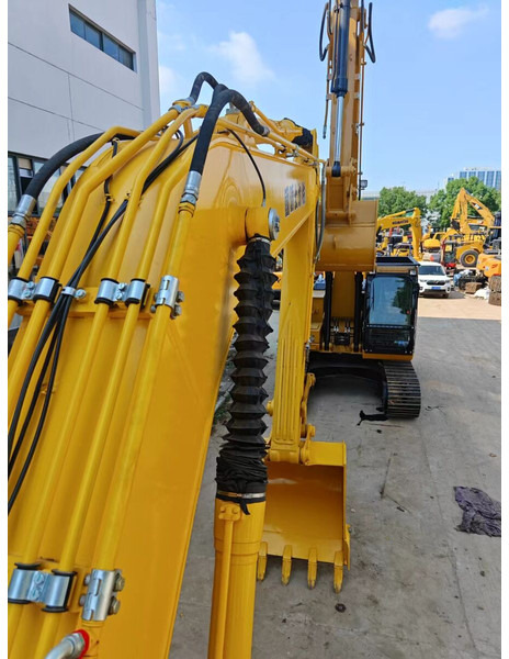 Pásové rýpadlo Komatsu PC220-8: obrázek 10
