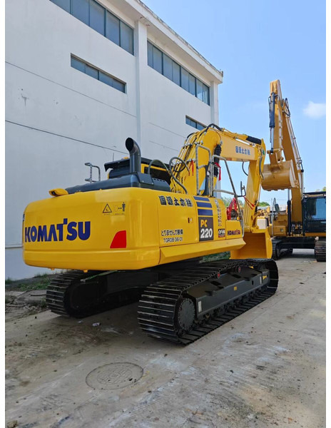 Komatsu PC220-8 - Pásové rýpadlo: obrázek 1 Komatsu PC220-8 - Pásové rýpadlo: obrázek 1