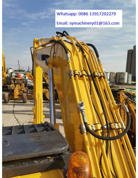Komatsu PC220-8N1 - Pásové rýpadlo: obrázek 4 Komatsu PC220-8N1 - Pásové rýpadlo: obrázek 4