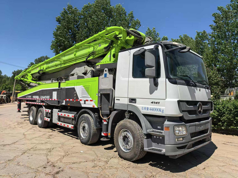 Mercedes-Benz Actros - Stacionární čerpadlo betonu: obrázek 1 Mercedes-Benz Actros - Stacionární čerpadlo betonu: obrázek 1