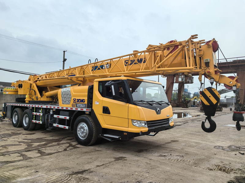 XCMG XCT25 - Univerzální autojeřáb: obrázek 4 XCMG XCT25 - Univerzální autojeřáb: obrázek 4