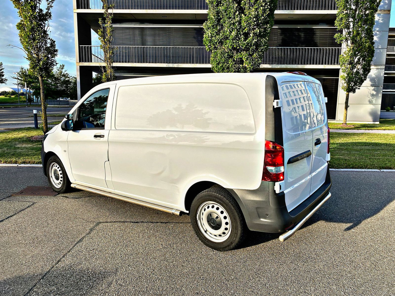 Mercedes-Benz Vito Kasten 111 FWD kompakt|Kamera|Klima|PDC|19% - Malá dodávka: obrázek 5 Mercedes-Benz Vito Kasten 111 FWD kompakt|Kamera|Klima|PDC|19% - Malá dodávka: obrázek 5