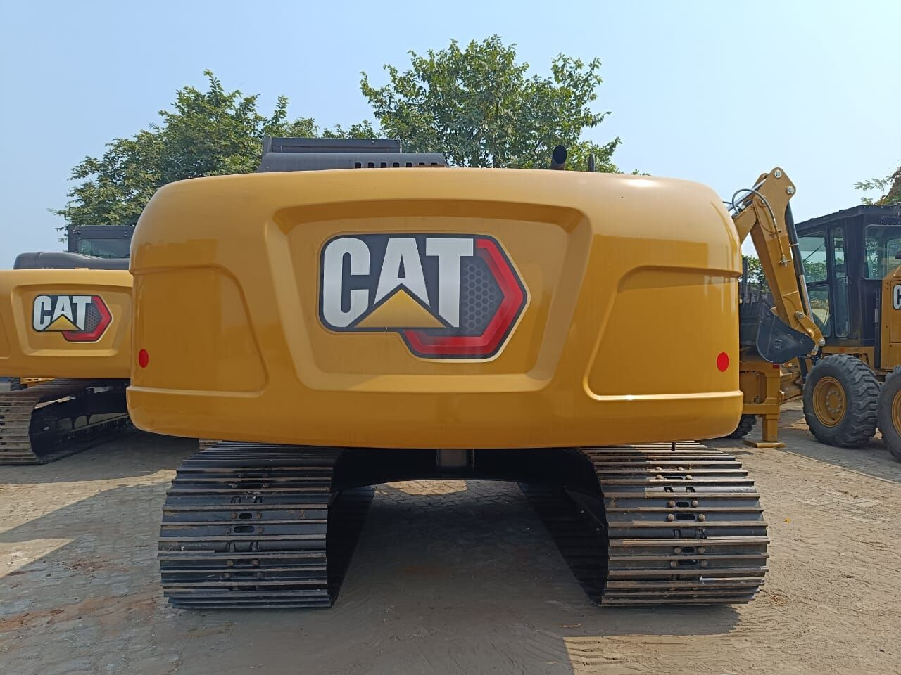 New Caterpillar 320D3GC tracked excavator - Pásové rýpadlo: obrázek 2 New Caterpillar 320D3GC tracked excavator - Pásové rýpadlo: obrázek 2