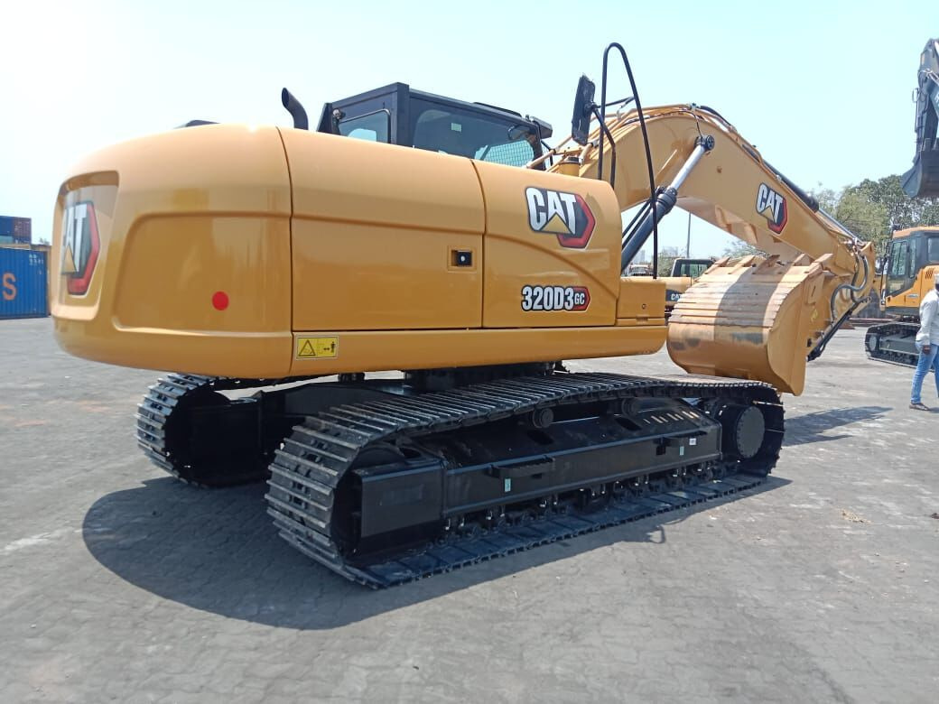 New Caterpillar 320D3GC tracked excavator - Pásové rýpadlo: obrázek 2 New Caterpillar 320D3GC tracked excavator - Pásové rýpadlo: obrázek 2