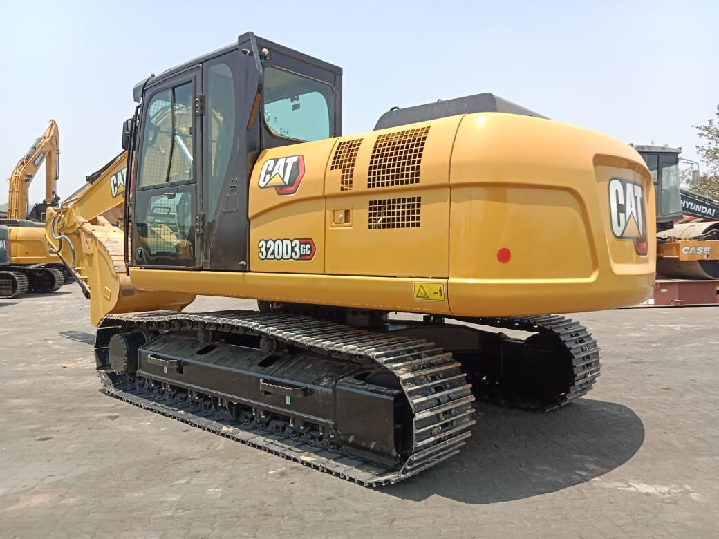 New Caterpillar 320D3GC tracked excavator - Pásové rýpadlo: obrázek 4 New Caterpillar 320D3GC tracked excavator - Pásové rýpadlo: obrázek 4