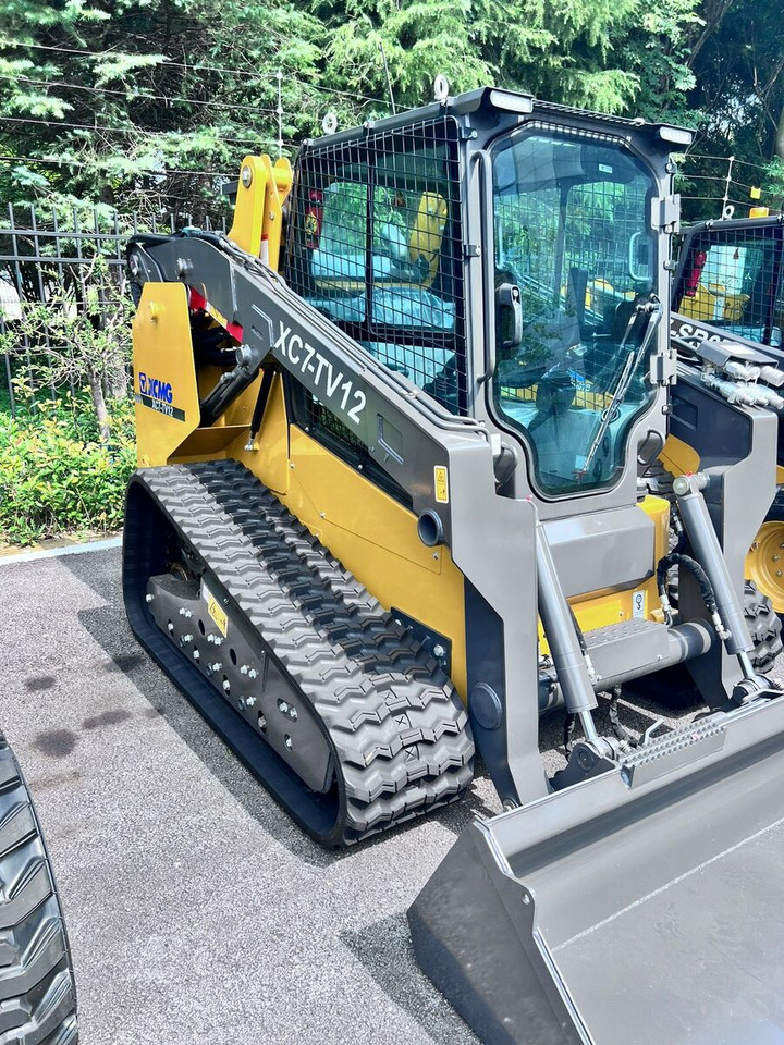 Nový Smykem řízený nakladač pásový New XCMG XC7-SR08 compact track loader: obrázek 7