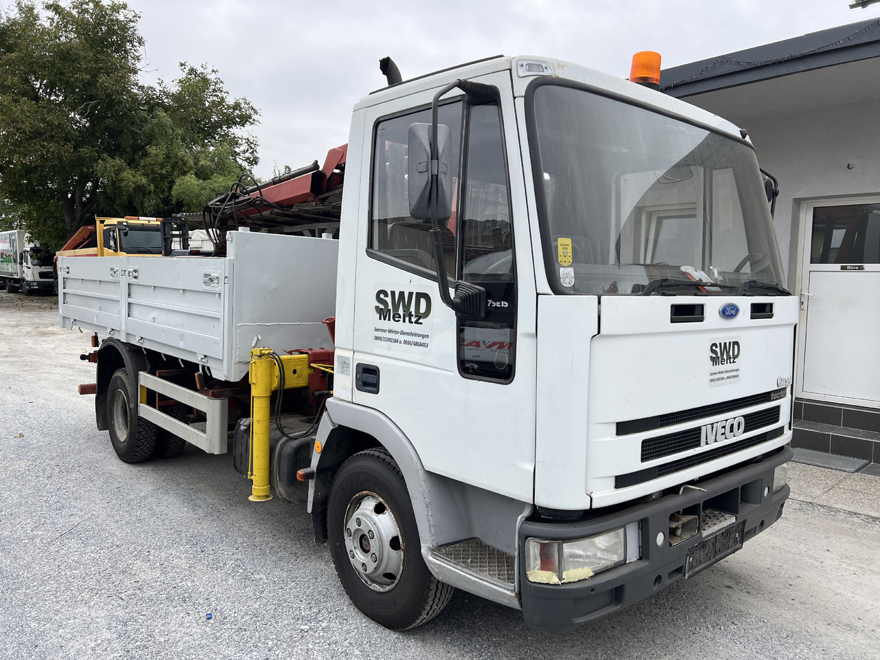 IVECO EUROCARGO 75E15 Kipper mit Kran - Sklápěč, Auto s hydraulickou rukou: obrázek 1 IVECO EUROCARGO 75E15 Kipper mit Kran - Sklápěč, Auto s hydraulickou rukou: obrázek 1